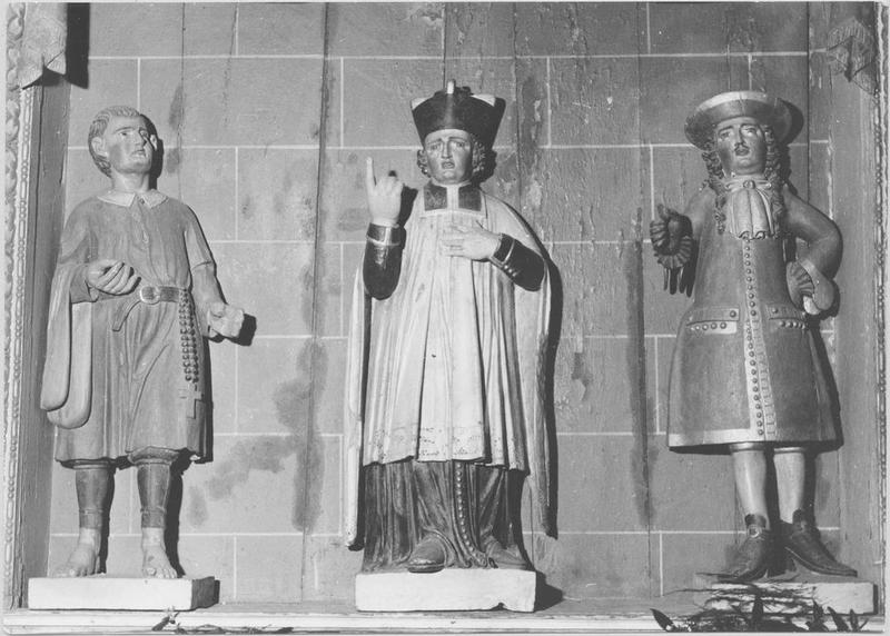 statues : saint Yves entre le riche et le pauvre, vue générale