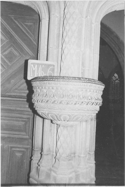 bénitier, vue générale - © Ministère de la Culture (France), Médiathèque du patrimoine et de la photographie (objets mobiliers), tous droits réservés