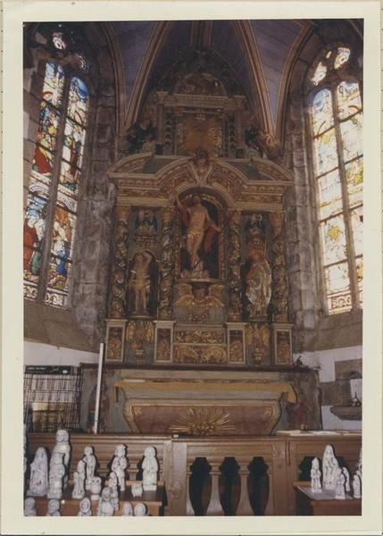 autel et retable de la Résurrection, 3 statues : Le Christ ressuscité, Saint Sébastien, Saint Roch, vue générale