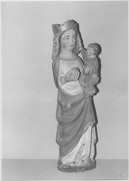 statue : Vierge à l'enfant, vue générale - © Ministère de la Culture (France), Médiathèque du patrimoine et de la photographie (objets mobiliers), tous droits réservés