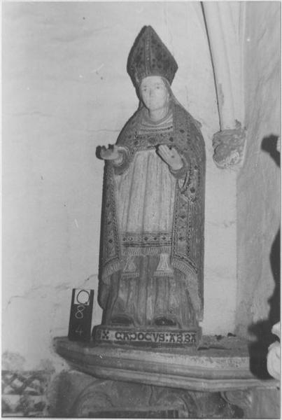 statue : saint Cadoc, vue générale - © Ministère de la Culture (France), Médiathèque du patrimoine et de la photographie (objets mobiliers), tous droits réservés