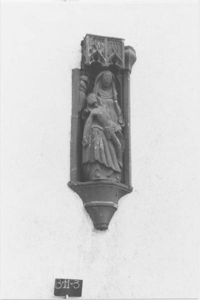 statue : Vierge de Pitié, vue générale - © Ministère de la Culture (France), Médiathèque du patrimoine et de la photographie (objets mobiliers), tous droits réservés