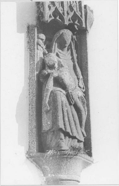 statue : Vierge de Pitié, vue générale - © Ministère de la Culture (France), Médiathèque du patrimoine et de la photographie (objets mobiliers), tous droits réservés