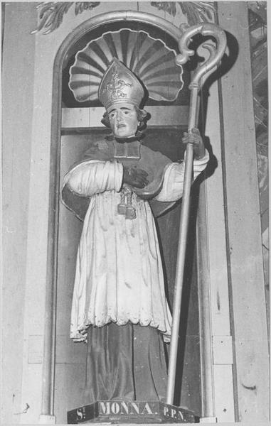 statue : saint Monna, vue générale - © Ministère de la Culture (France), Médiathèque du patrimoine et de la photographie (objets mobiliers), tous droits réservés