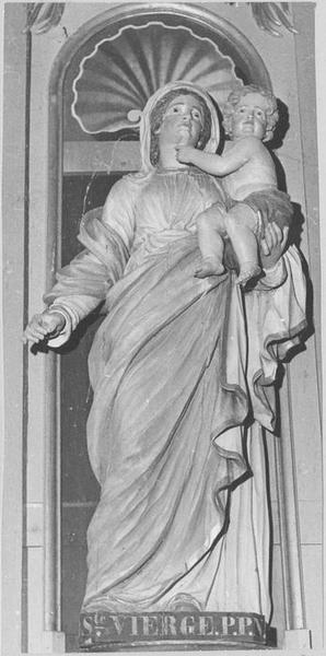 statue : Vierge à l'enfant, vue générale