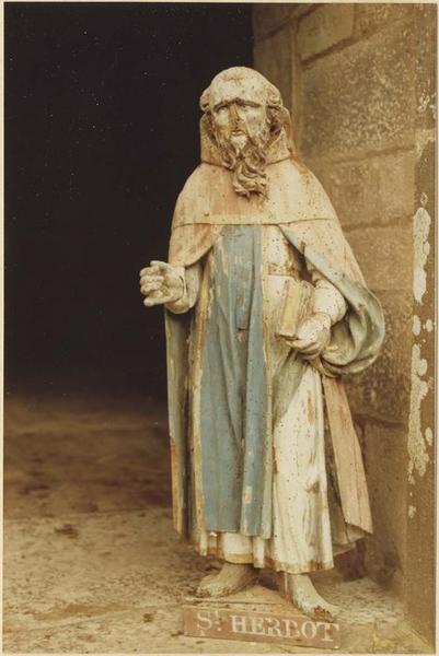 statue : saint Herbot, vue générale - © Ministère de la Culture (France), Médiathèque du patrimoine et de la photographie (objets mobiliers), tous droits réservés