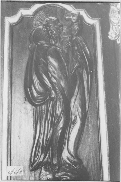 chaire à prêcher, détail d'un des panneaux sculptés