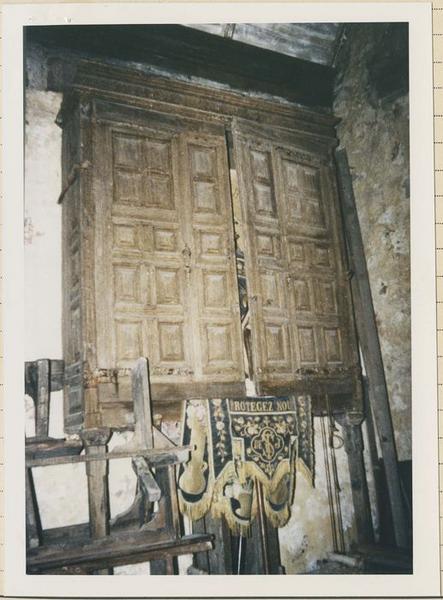 Armoire à bannières