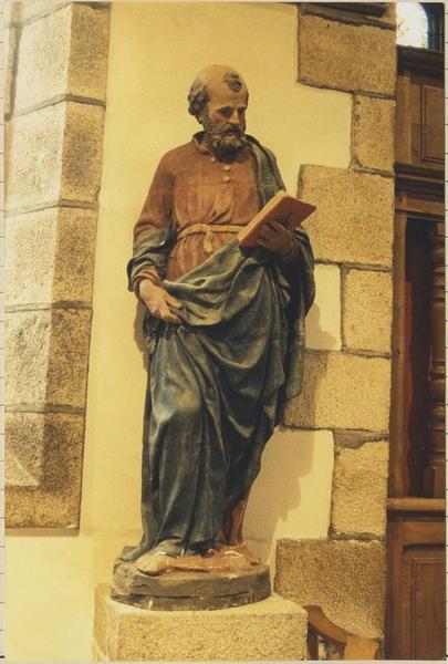 statue : saint Pierre, vue générale