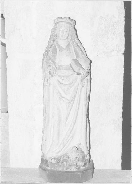 statue : sainte Catherine, vue générale - © Ministère de la Culture (France), Médiathèque du patrimoine et de la photographie (objets mobiliers), tous droits réservés