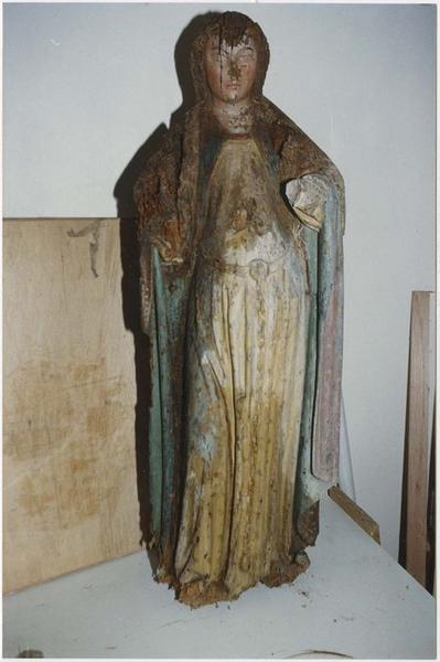 statue : sainte Madeleine, vue générale