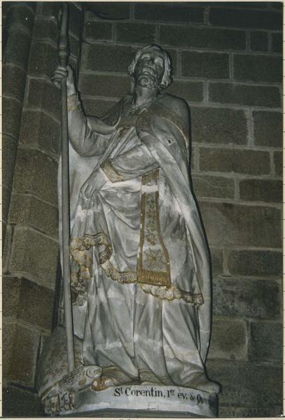 statue : saint Corentin, vue générale - © Ministère de la Culture (France), Médiathèque du patrimoine et de la photographie (objets mobiliers), tous droits réservés