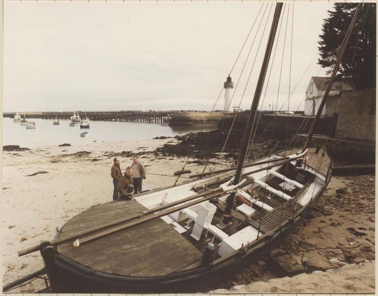 bateau de service, bateau de sauvetage (canot de sauvetage) dit Papa Poydenot, vue générale - © Ministère de la Culture (France), Médiathèque du patrimoine et de la photographie (objets mobiliers), tous droits réservés