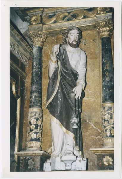 statue : sainte Zacharie, vue générale