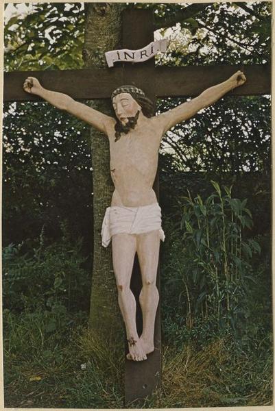 statue : Christ en croix, vue générale - © Ministère de la Culture (France), Médiathèque du patrimoine et de la photographie (objets mobiliers), tous droits réservés