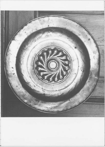 plat d'offrande, vue générale