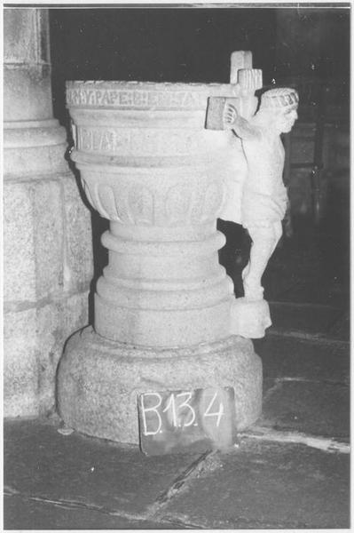 bénitier, vue générale - © Ministère de la Culture (France), Médiathèque du patrimoine et de la photographie (objets mobiliers), tous droits réservés