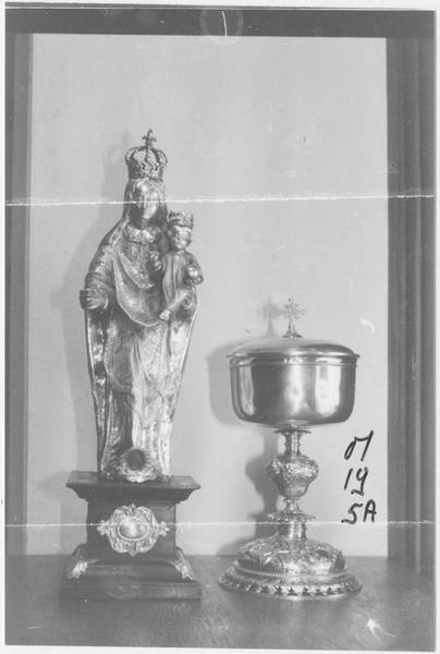 Statuette : Vierge à l'enfant, ciboire, vue générale