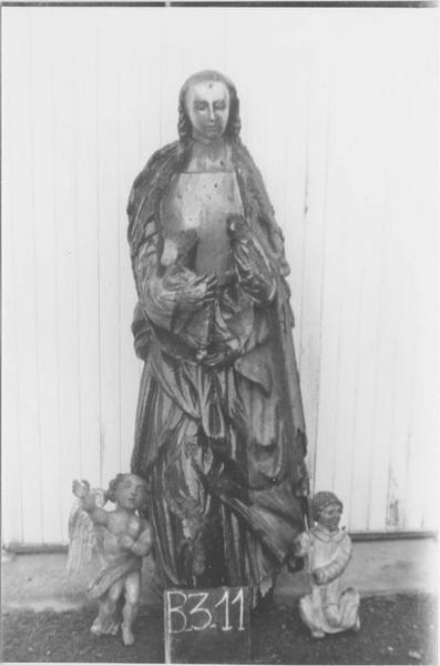 statue : Vierge à l'enfant entourée d'anges, vue générale - © Ministère de la Culture (France), Médiathèque du patrimoine et de la photographie (objets mobiliers), tous droits réservés