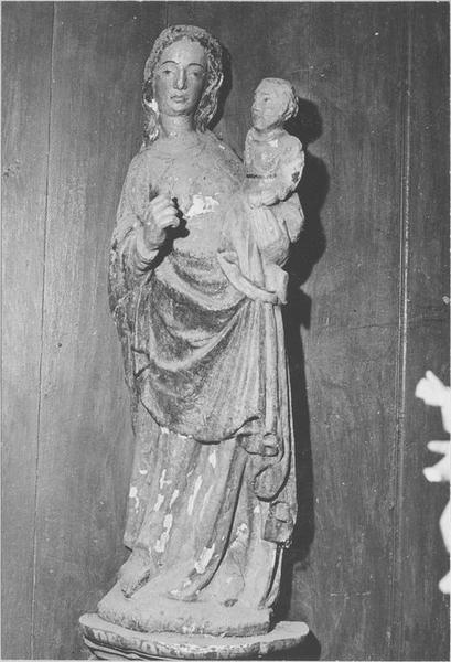 statue : Vierge à l'enfant, vue générale - © Ministère de la Culture (France), Médiathèque du patrimoine et de la photographie (objets mobiliers), tous droits réservés