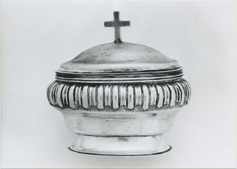coffret aux saintes huiles (boîte aux saintes huiles), vue générale