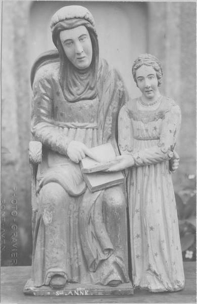 groupe sculpté : sainte Anne et la Vierge, vue générale - © Ministère de la Culture (France), Médiathèque du patrimoine et de la photographie (objets mobiliers), tous droits réservés