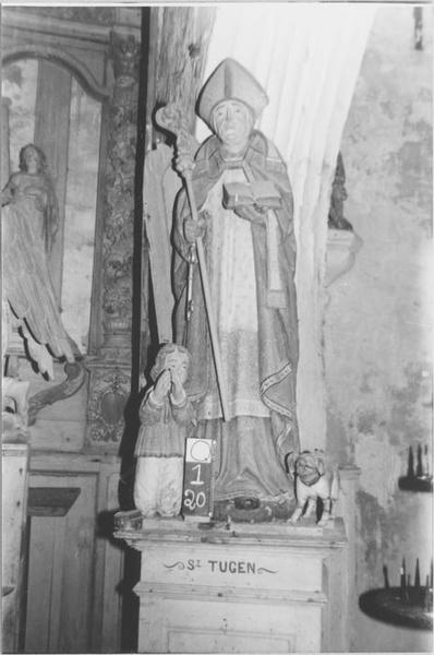 statue : saint Tugen, vue générale