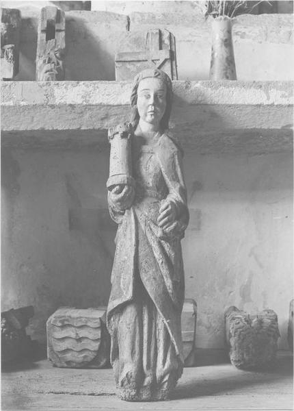 statue : sainte Barbe, vue générale