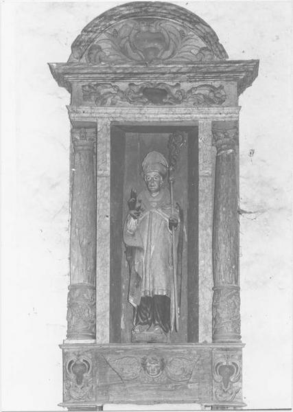 statue : saint Corentin ?, niche, vue générale