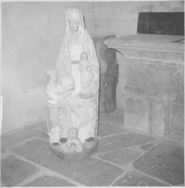 Groupe sculpté : Sainte Anne, la Vierge et l'Enfant Jésus