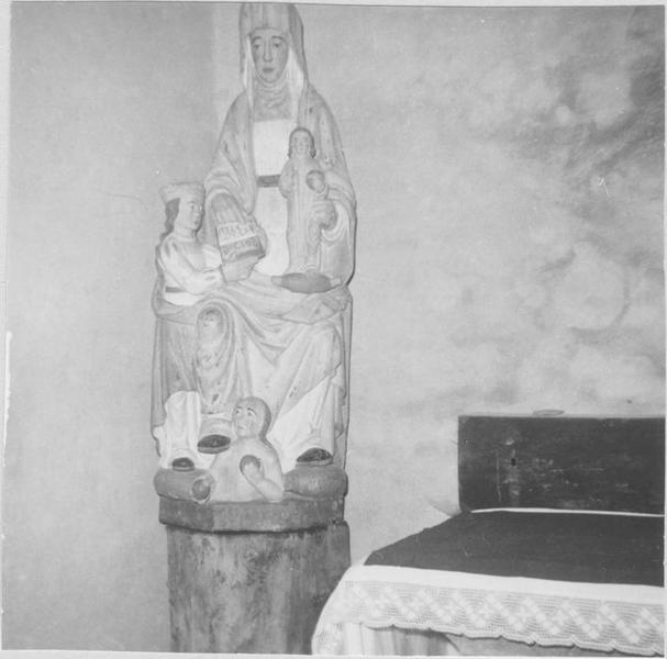 groupe sculpté : sainte Anne, la Vierge et l'enfant Jésus, vue générale