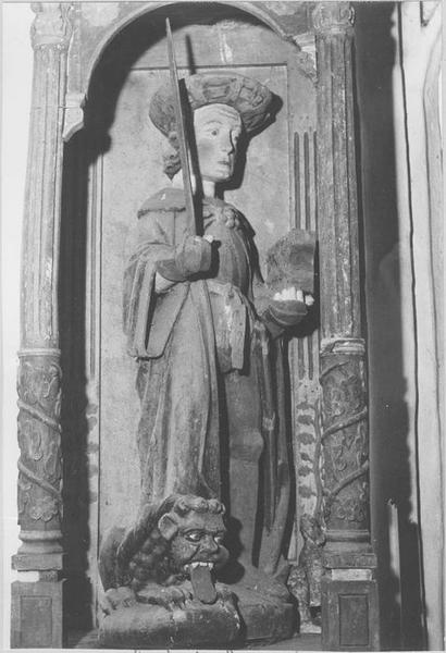 statue : Saint Adrien au lion, niche, vue gnérale - © Ministère de la Culture (France), Médiathèque du patrimoine et de la photographie (objets mobiliers), tous droits réservés