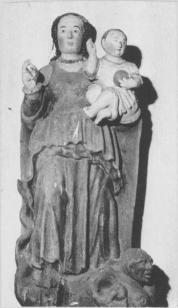 statue : Vierge à l'enfant écrasant le serpent, vue générale - © Ministère de la Culture (France), Médiathèque du patrimoine et de la photographie (objets mobiliers), tous droits réservés