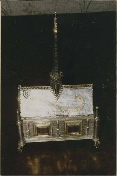 Châsse de Saint-Maudez, étui (écrin)