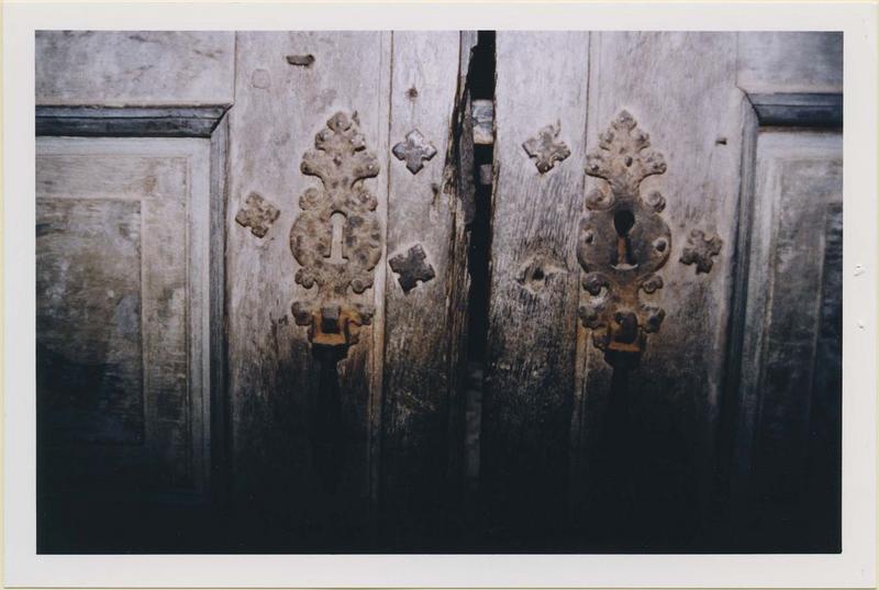 armoire, détail des ferrures - © Ministère de la Culture (France), Médiathèque du patrimoine et de la photographie (objets mobiliers), tous droits réservés