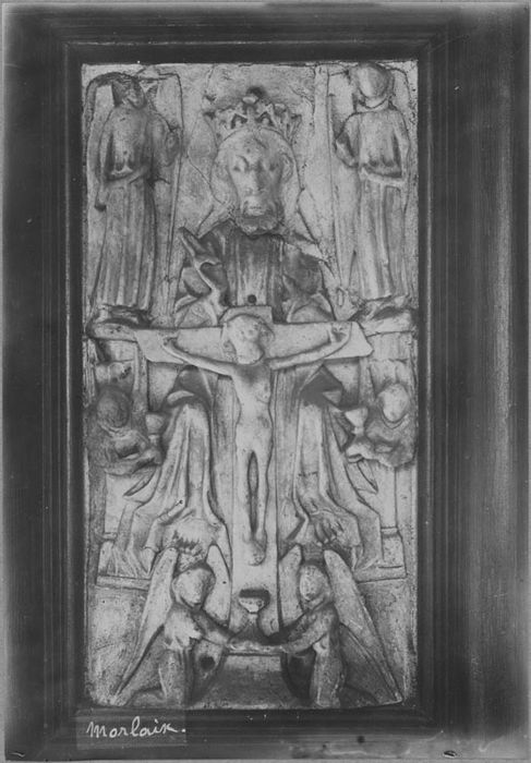 bas-relief : La Trinité, vue générale