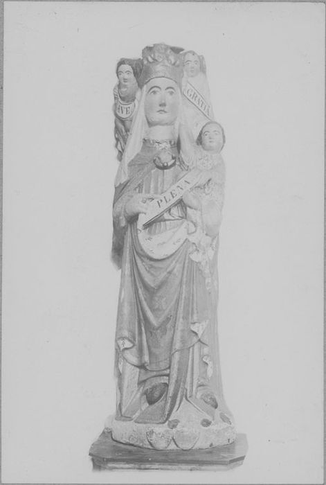 statue : Vierge à l'Enfant, vue générale