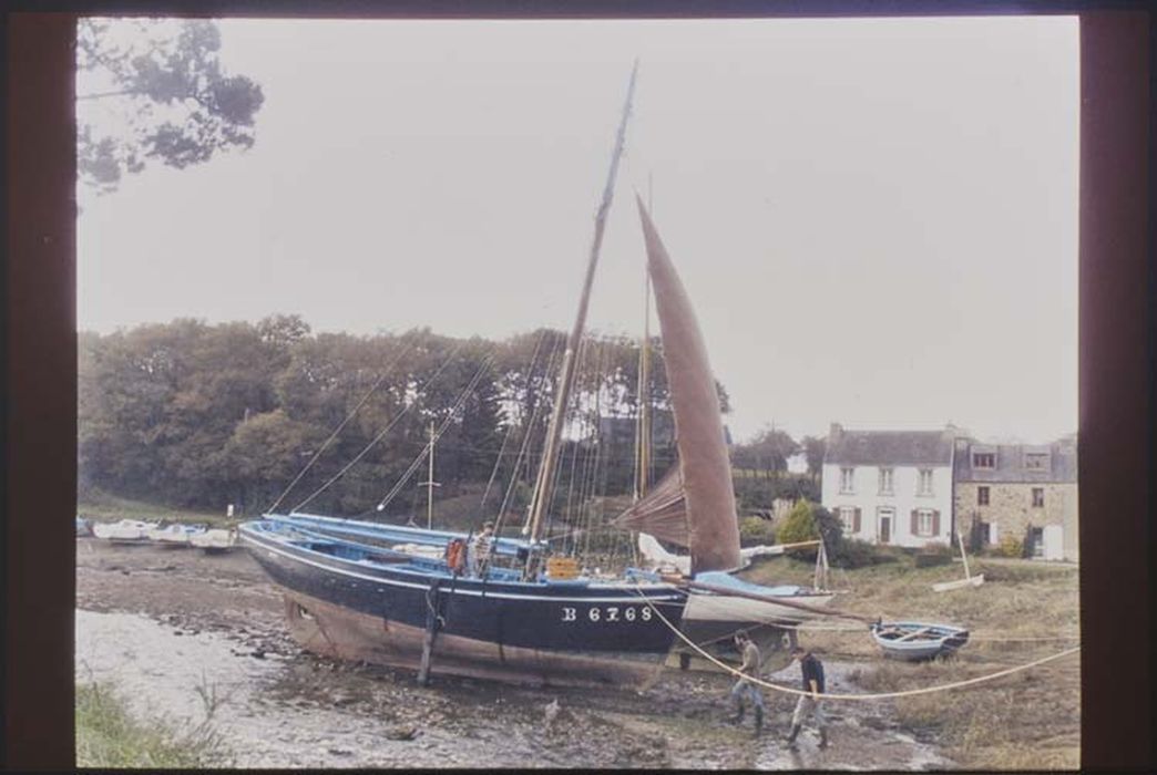 bateau de pêche : Sloop coquillier dit Général Leclerc  - © Ministère de la Culture (France), Médiathèque du patrimoine et de la photographie, diffusion RMN-GP