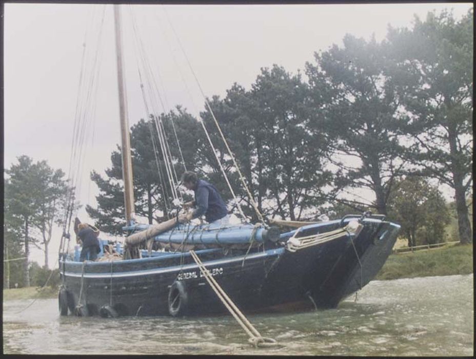bateau de pêche : Sloop coquillier dit Général Leclerc  - © Ministère de la Culture (France), Médiathèque du patrimoine et de la photographie, diffusion RMN-GP