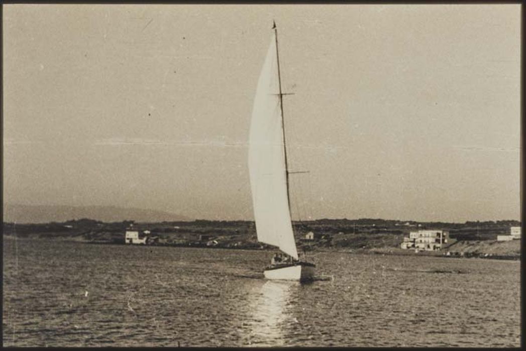 bateau de plaisance : Côtre bermudien dit Viken, ex Alize