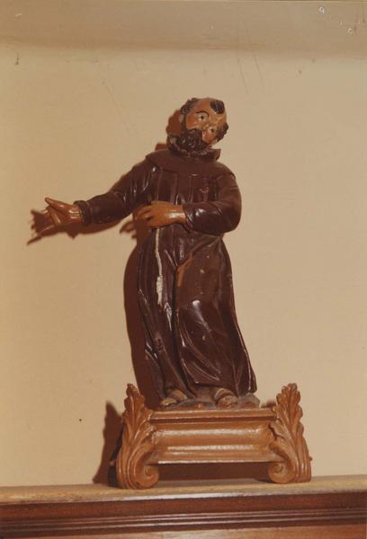 statue : saint François d'Assise, vue générale