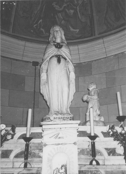 groupe sculpté : Vierge de Miséricorde, vue générale