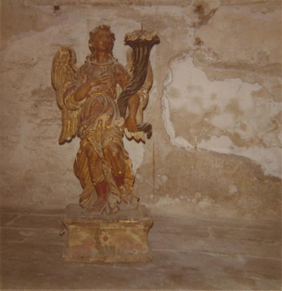 statue du maître-autel : ange, vue générale