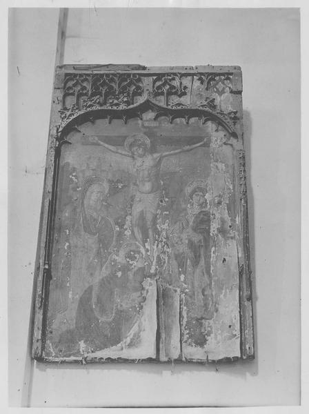 retable (triptyque) : Christ en croix entre la Vierge saint Jean et sainte Madeleine, vue générale