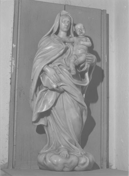 statue : Vierge à l'Enfant, vue générale