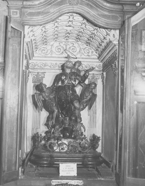 groupe sculpté de procession : Saint Roch entouré d'anges - © Ministère de la Culture (France), Médiathèque du patrimoine et de la photographie, diffusion RMN-GP