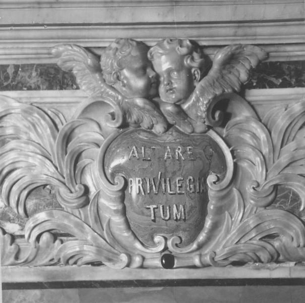 maître-autel, gradins, tabernacle, clôture de choeur (balustrade) - © Ministère de la Culture (France), Médiathèque du patrimoine et de la photographie, diffusion RMN-GP