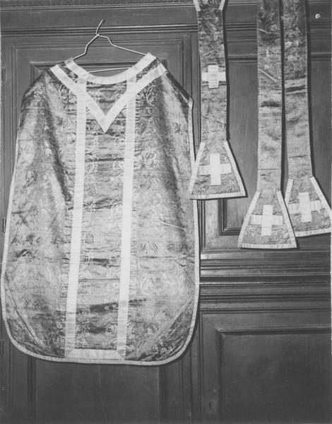 chasuble, étole, manipule - © Ministère de la Culture (France), Médiathèque du patrimoine et de la photographie, diffusion RMN-GP