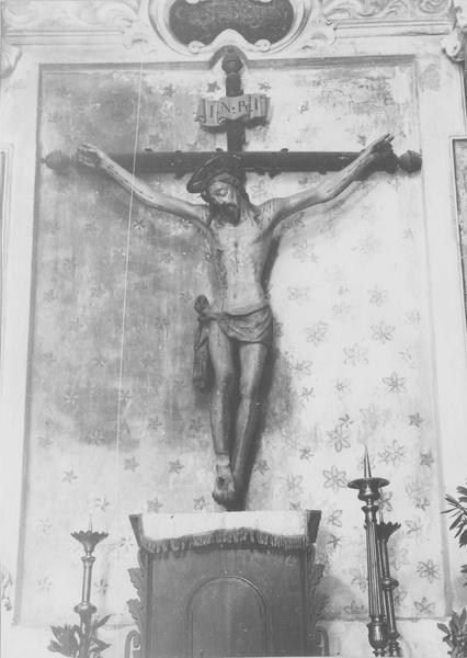 Statue : Christ en Croix