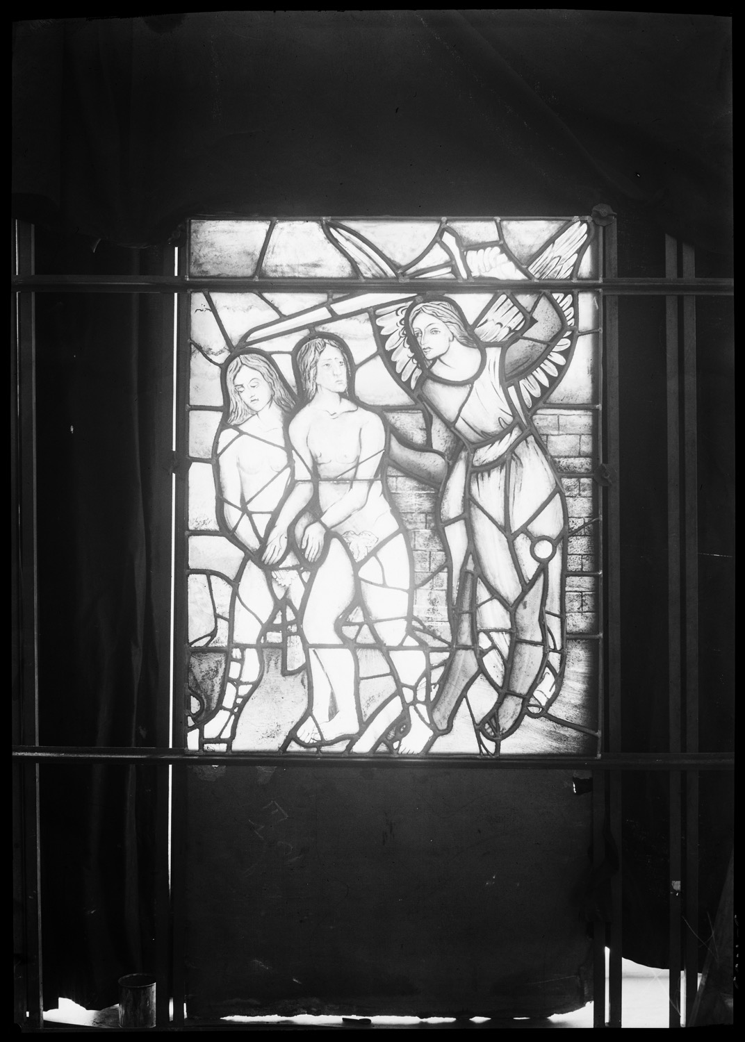 Baie A, panneau de vitrail 1 [Baie 7]